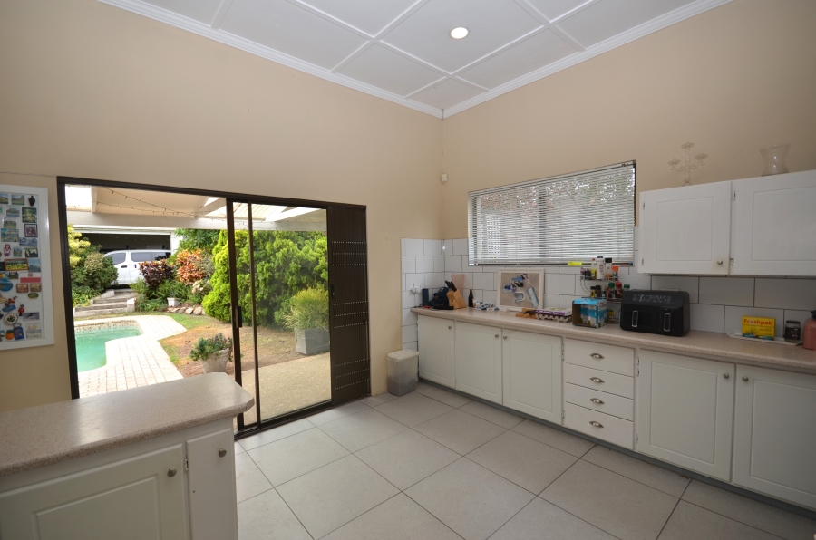 5 Bedroom Property for Sale in Bonnie Doone Eastern Cape